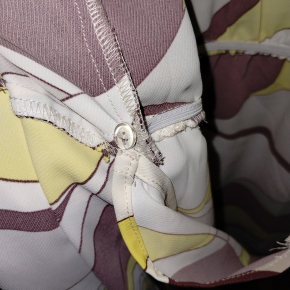 House of Harlow 1960 silky soft wrap dress,like new size M - Picture 11 of 11